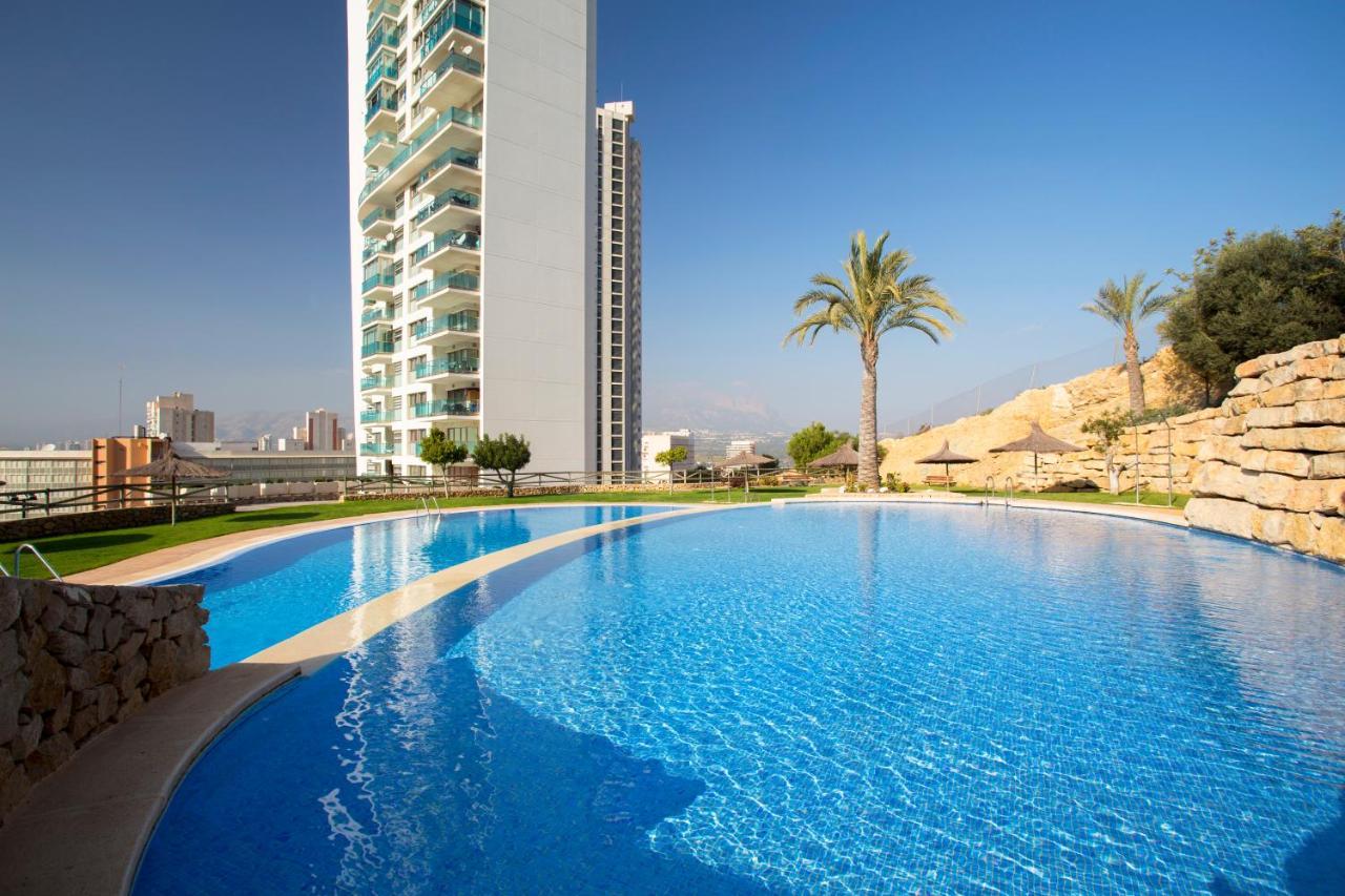 Skyline 14 Large And Sunny All-Day Balcony With Stunning Sea Views ベニドルム エクステリア 写真